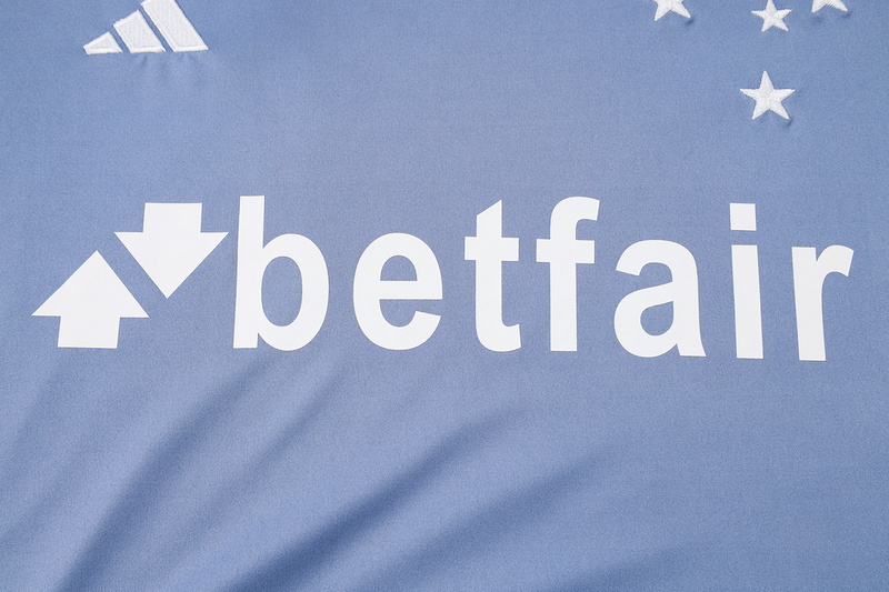 24/25 Cruzeiro Grey Training Set Shirt and Shorts