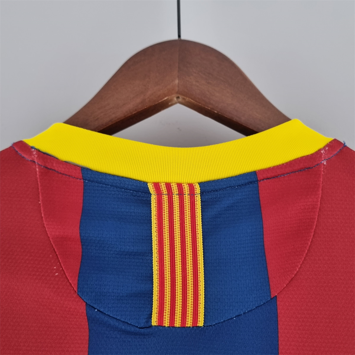 Retro Barcelona 10/11  Long Sleeve UEFA Champions League Home jersey Fan Version