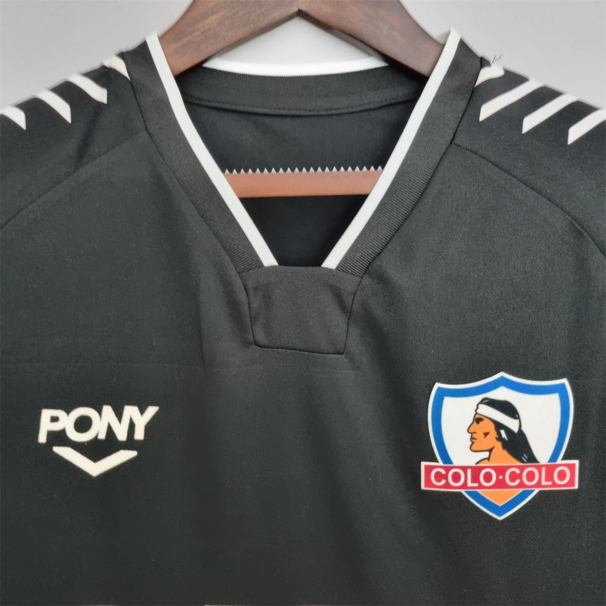 Retro Colo Colo 1992 Away jersey Fan Version