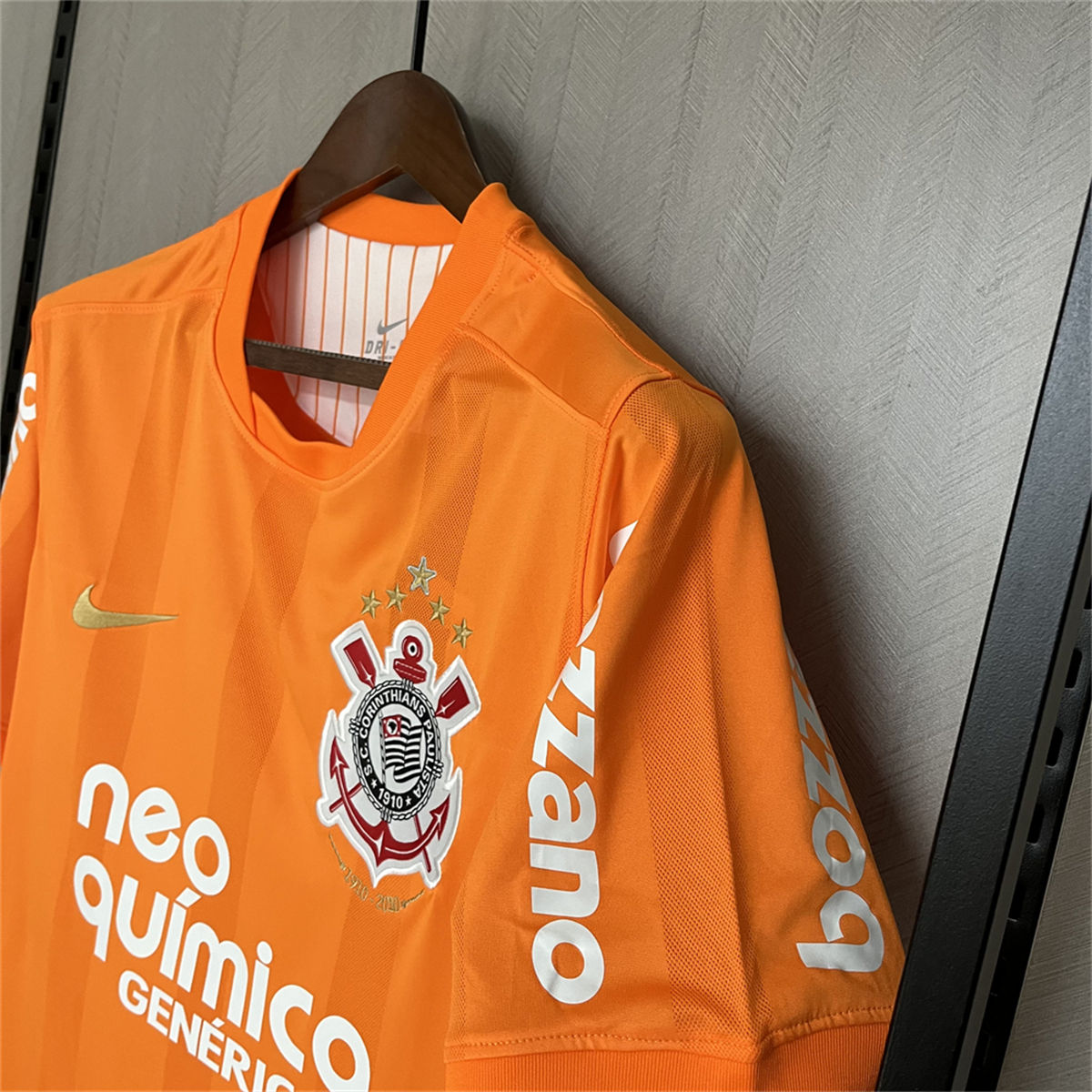 Retro 2010 Corinthians Goalkeeper Orange jersey Fan Version