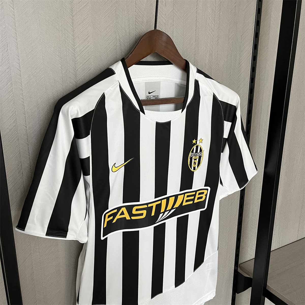 Retro Juventus 03/04 Home  jersey Fan Version