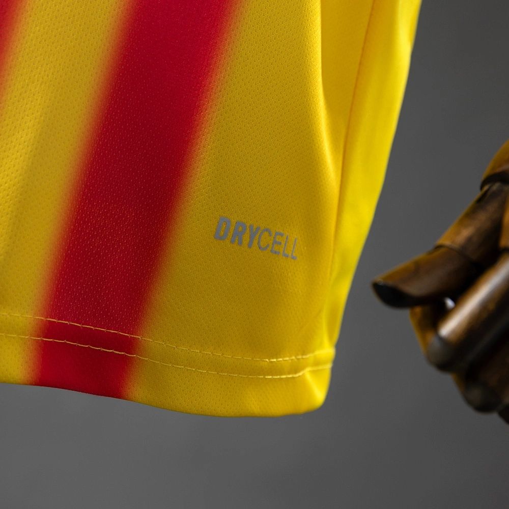 25/26 Valencia CF Second Away Kids Kit Size 16-28