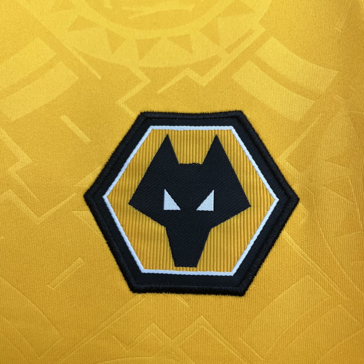 2025/26 Wolves Home Jersey Fan Version