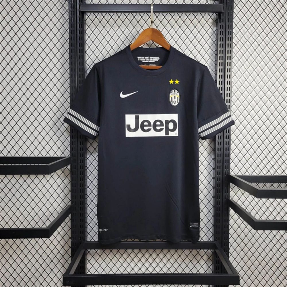 Retro Juventus 12/13 Home jersey Fan Version