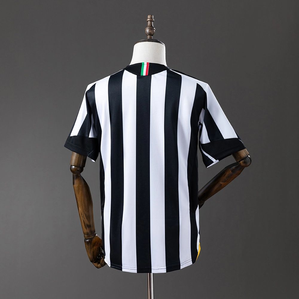 Retro Juventus 2005/06 Home  jersey Fan Version