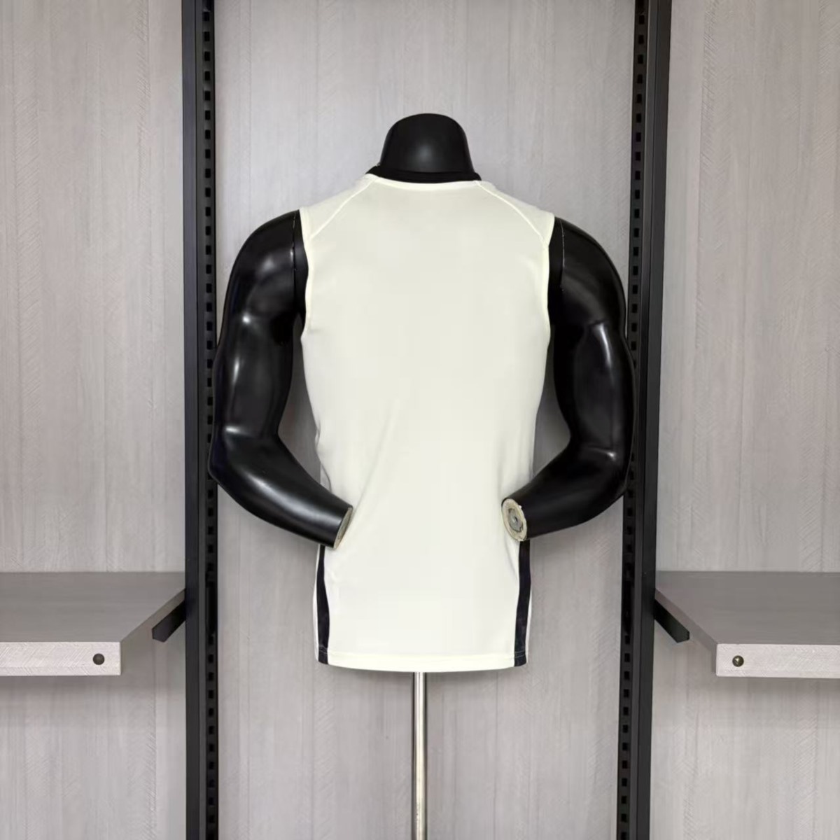 2026/27 Santos Training Beige Vest Fan Version