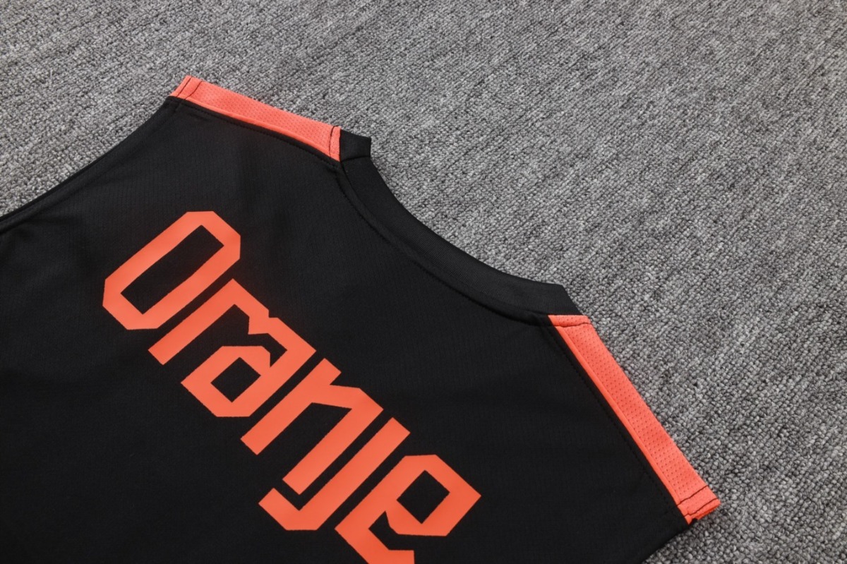 2026 Netherlands Black Training Set Shirt and Shorts