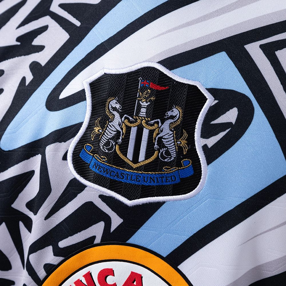 Retro Newcastle United 1995/96 Long Sleeve Goalkeeper jersey Fan Version
