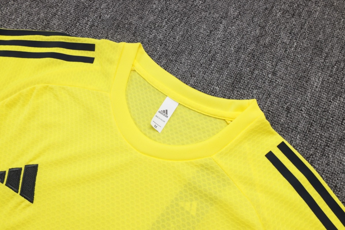 2026 Real Madrid Yellow Training Set Shirt and Shorts