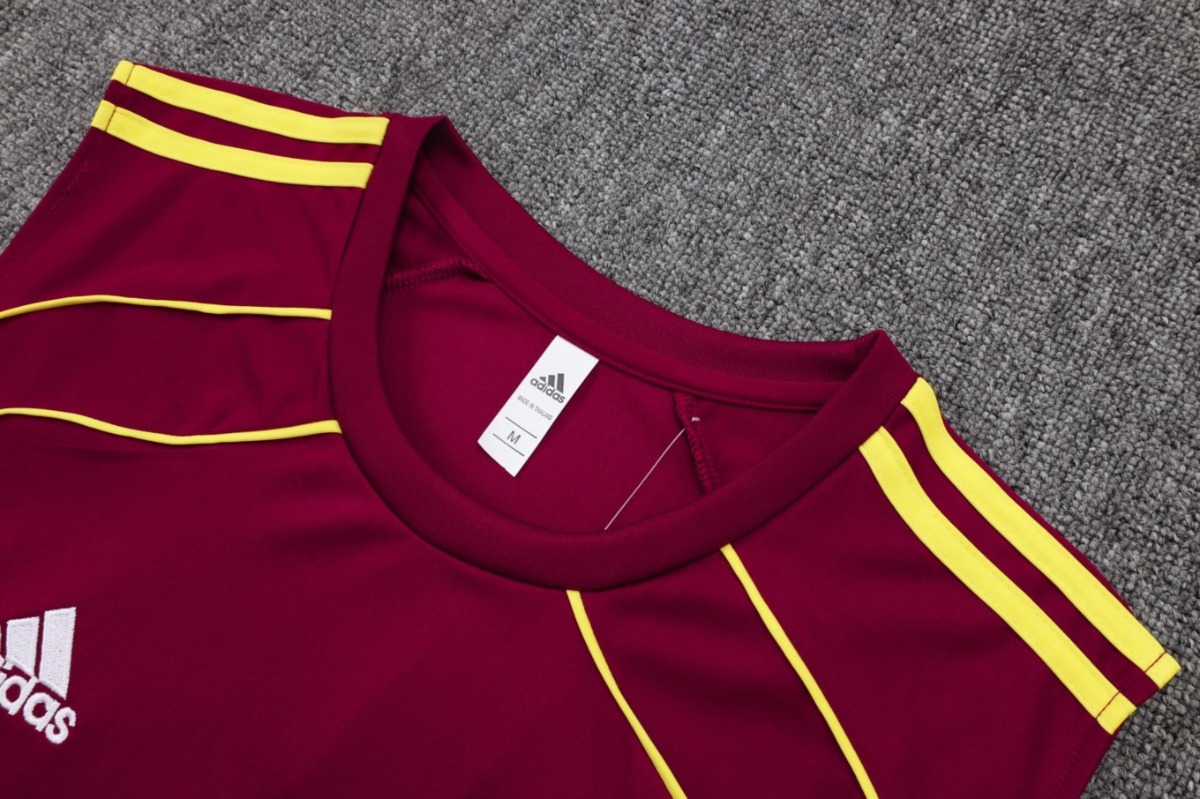 2026 Arsenal Maroon Training Set Shirt and Shorts