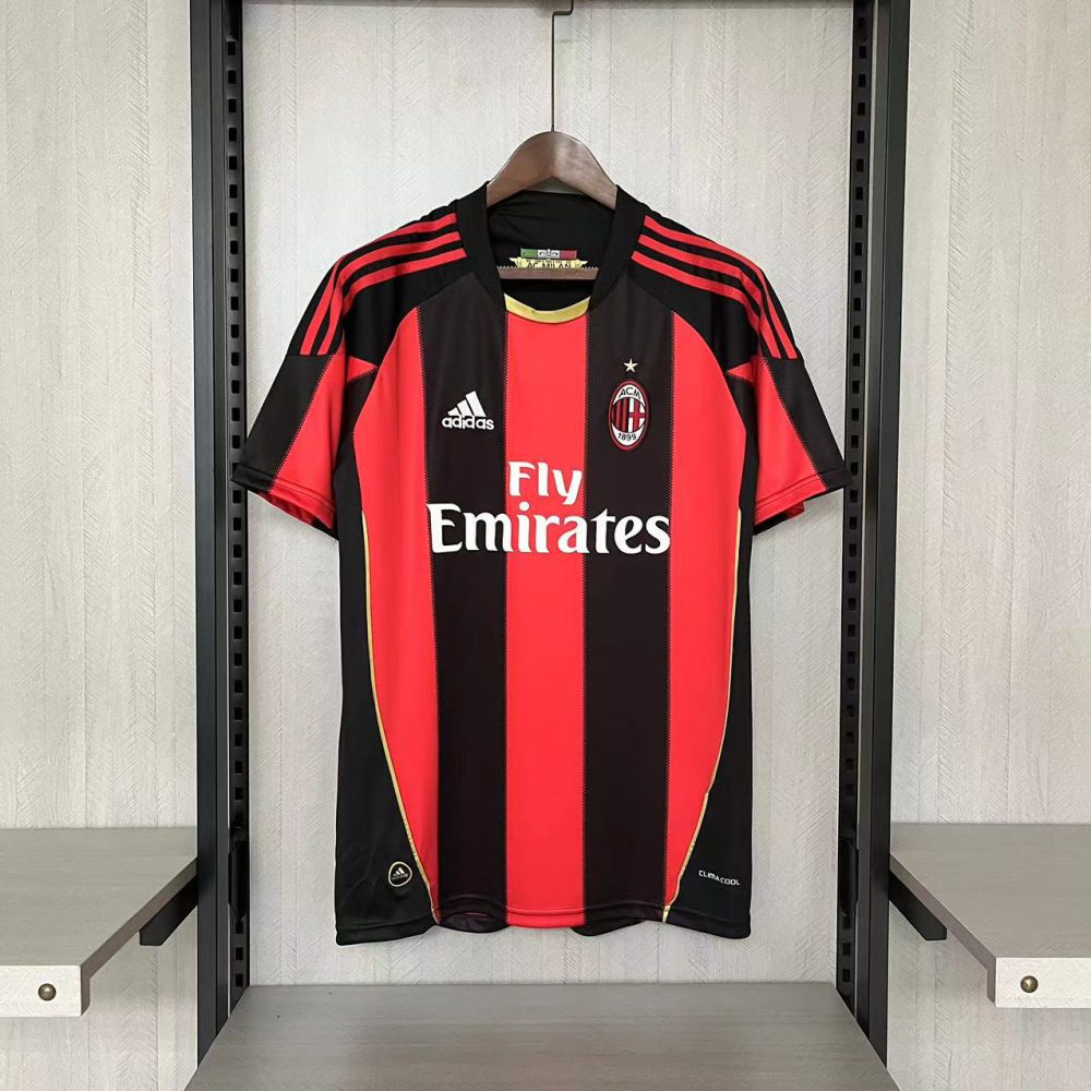 Retro AC Milan 2010/11 Home jersey Fan Version