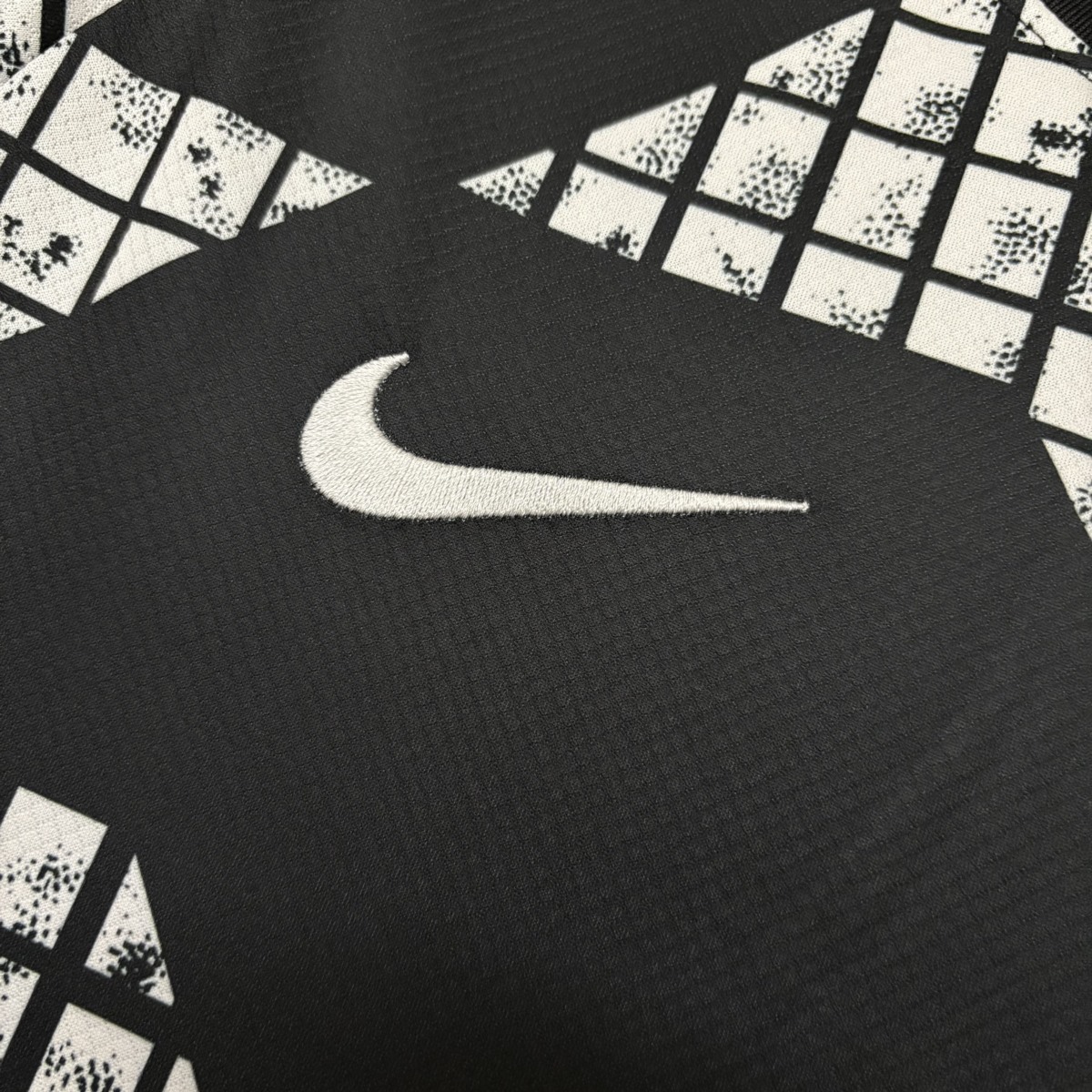 2025/26 Corinthians Black and White Jersey Fan Version