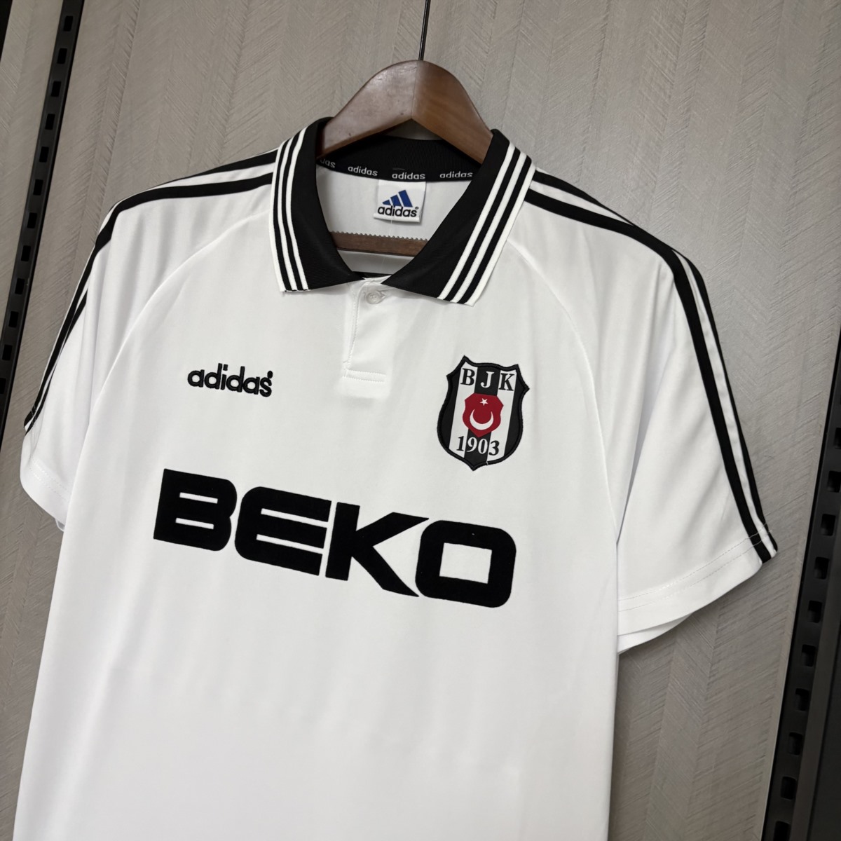 Retro Besiktas 1996/97 Home Jersey Fan version