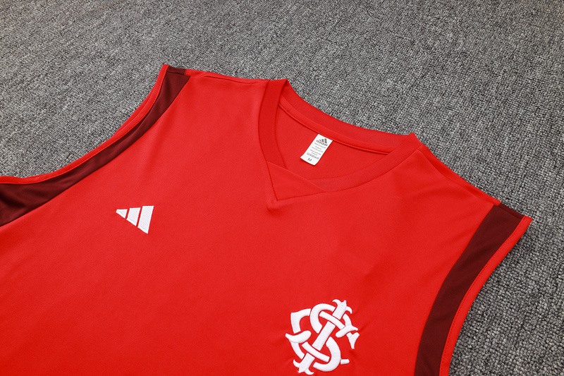 24/25 Internacional Red Training Set Shirt and Shorts