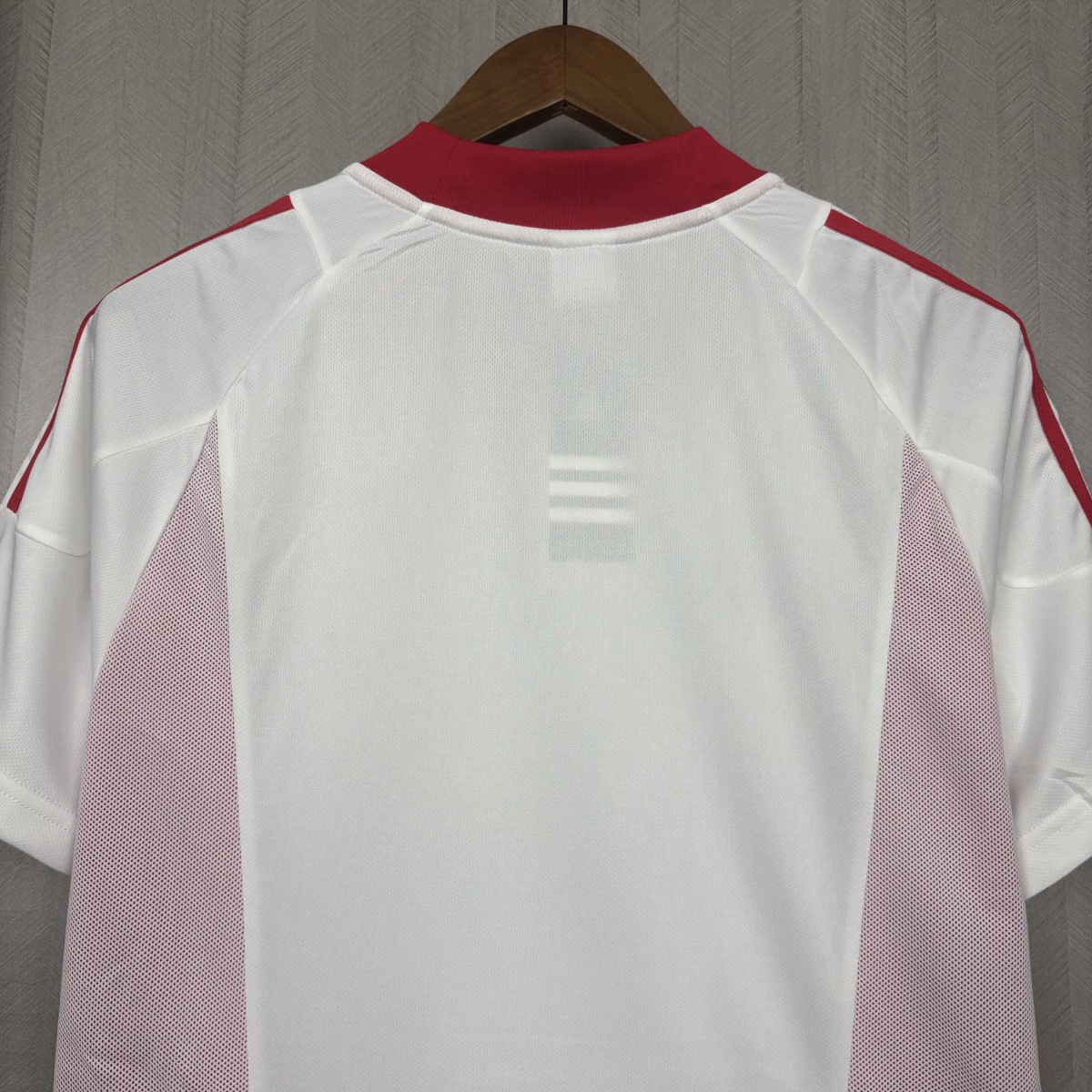 Retro AC Milan 2002/03 Away jersey Fan Version