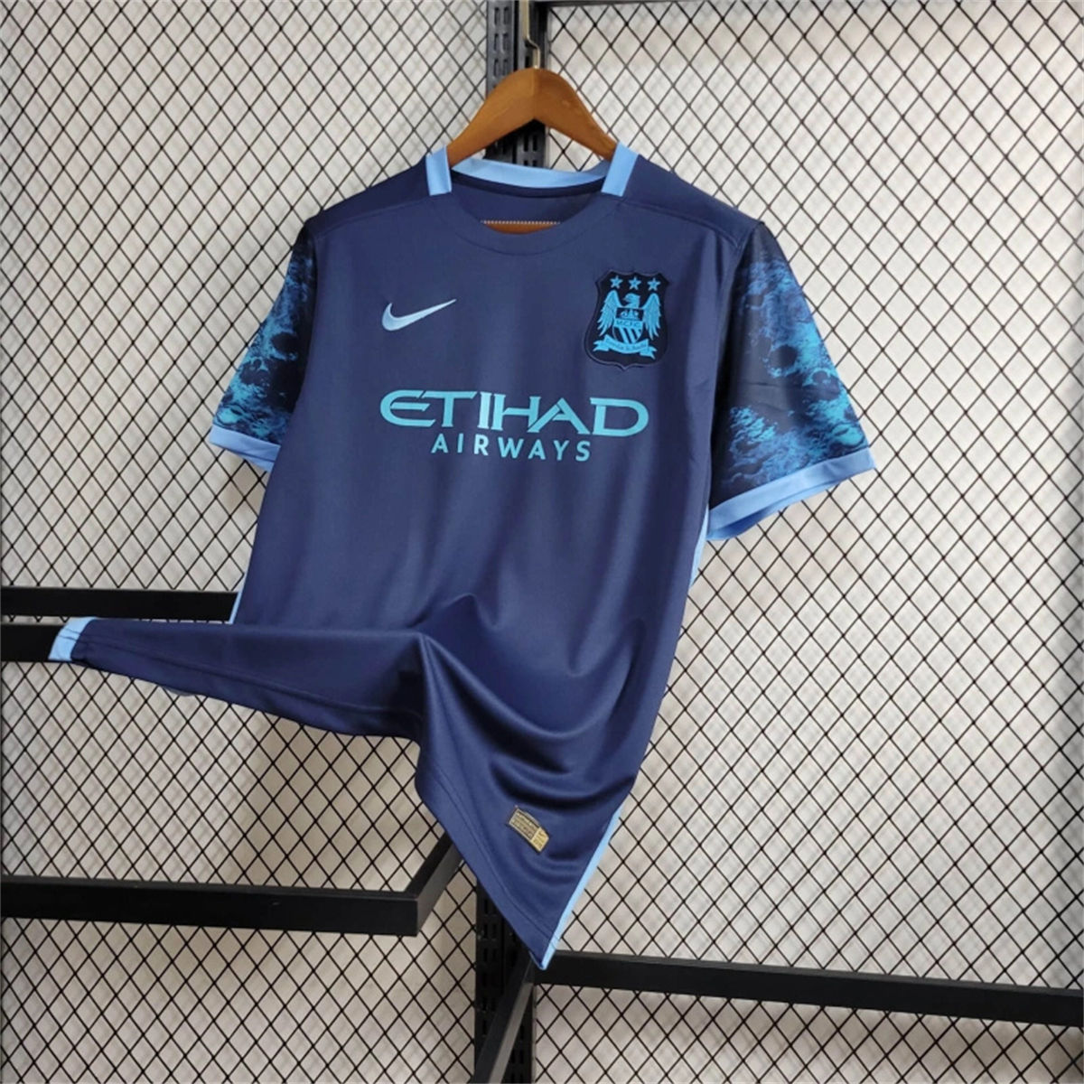 Retro Manchester City 15/16 version Away jersey Fan Version