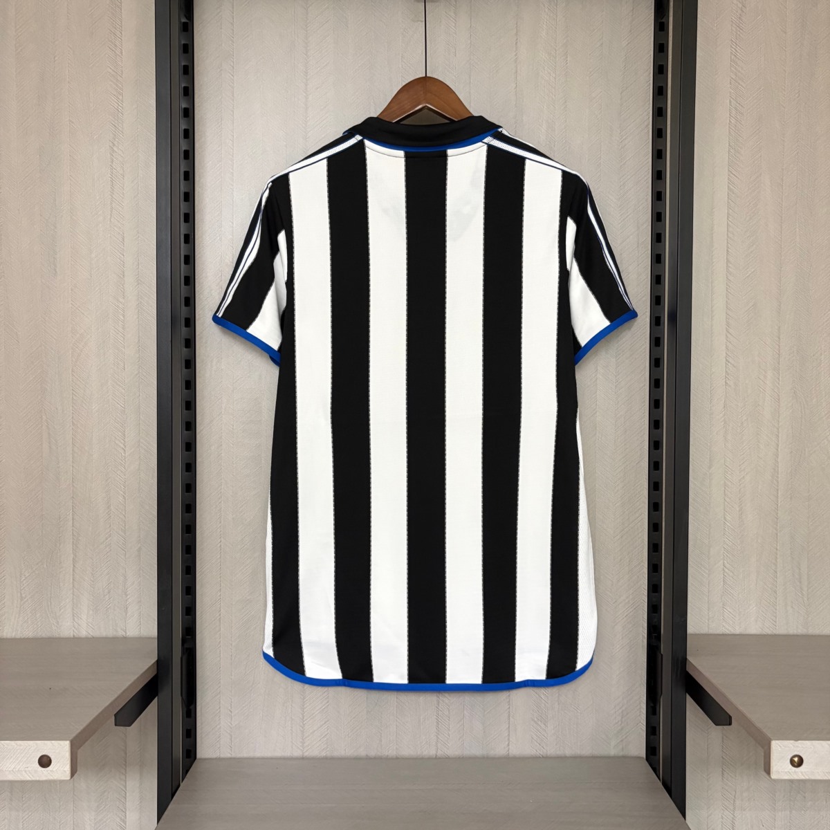 Retro Newcastle United 1999/2000 Home jersey Fan Version