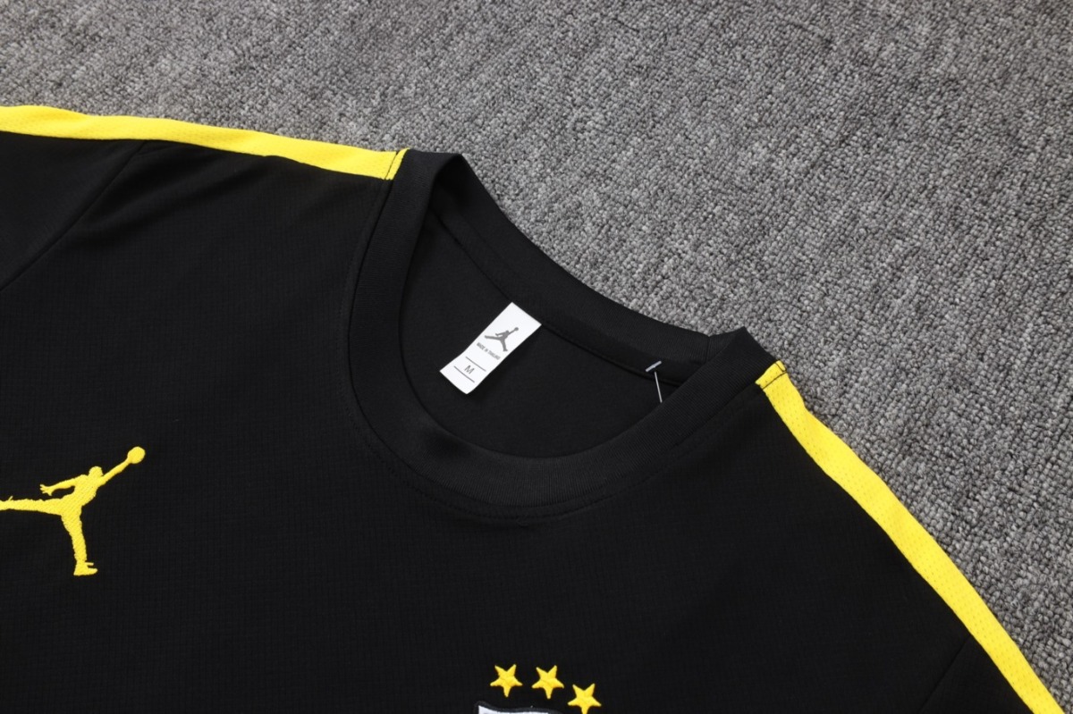 2026 Brazil Black Training Set Shirt and Shorts