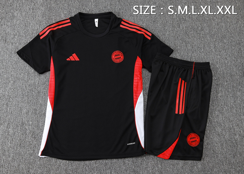 2025/26 Bayern Munich Black Training Set Shirt and Shorts