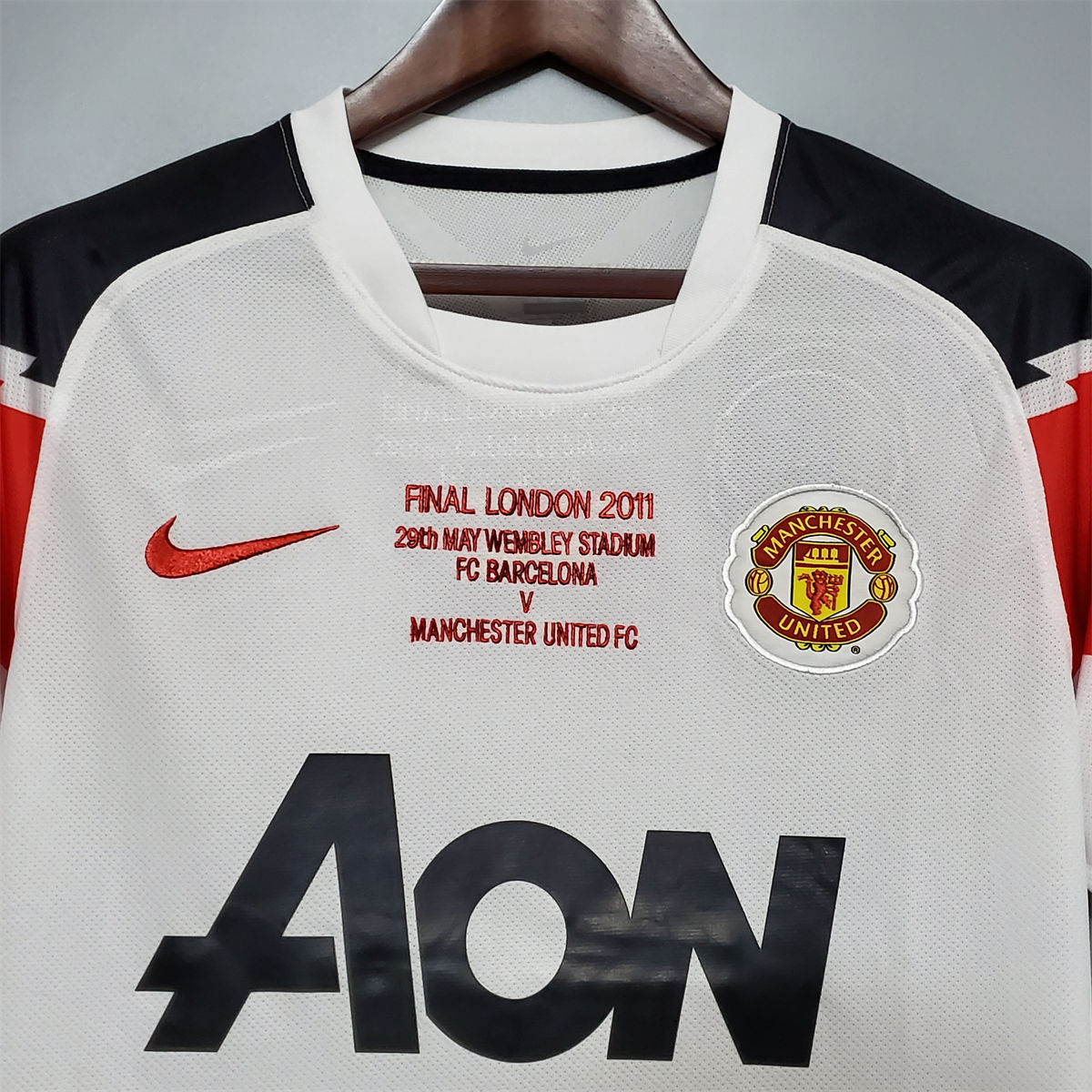 Retro Manchester United 10/11 Champions League version away jersey Fan Version