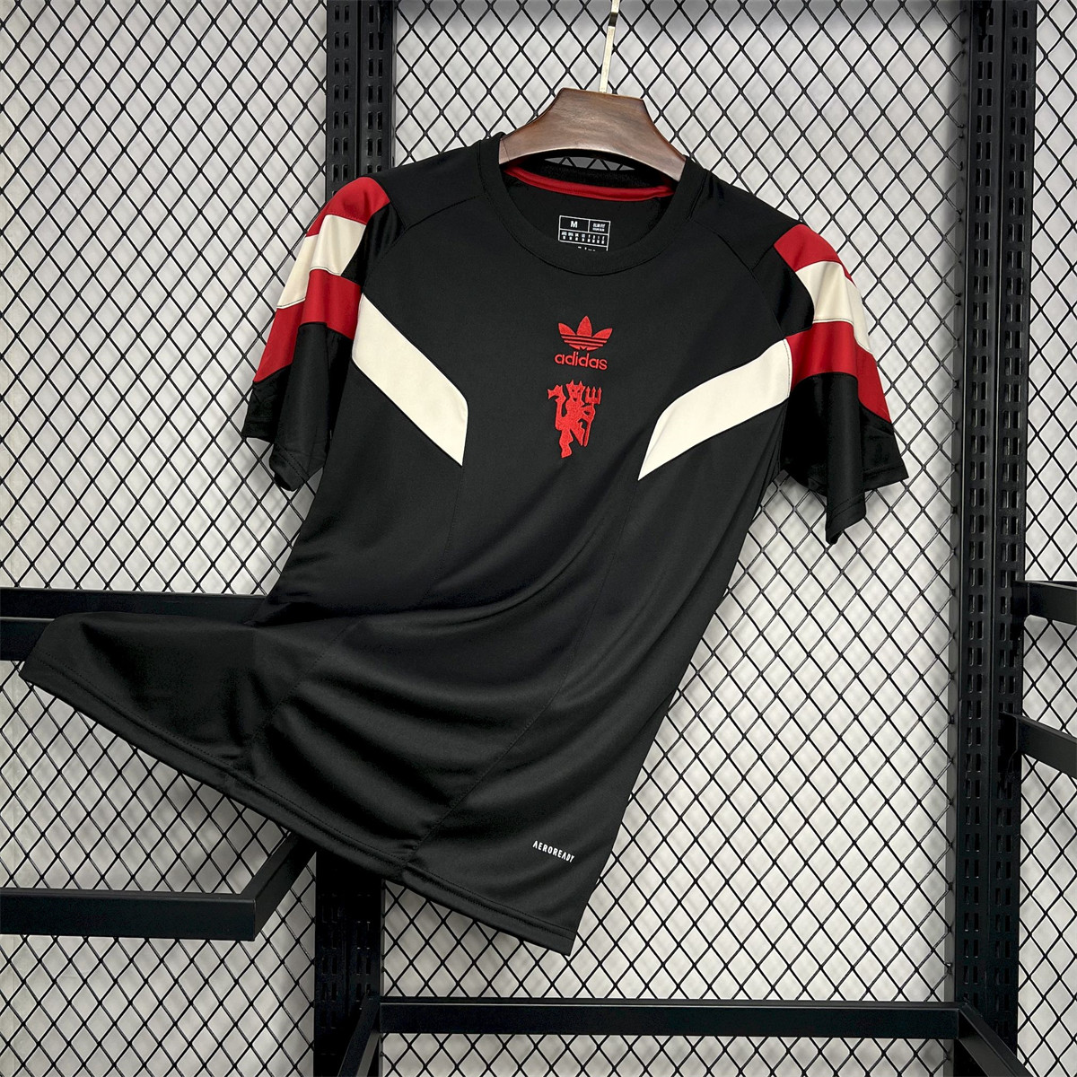 2024/25 Manchester United Originals Tee Black Jersey Fan Version