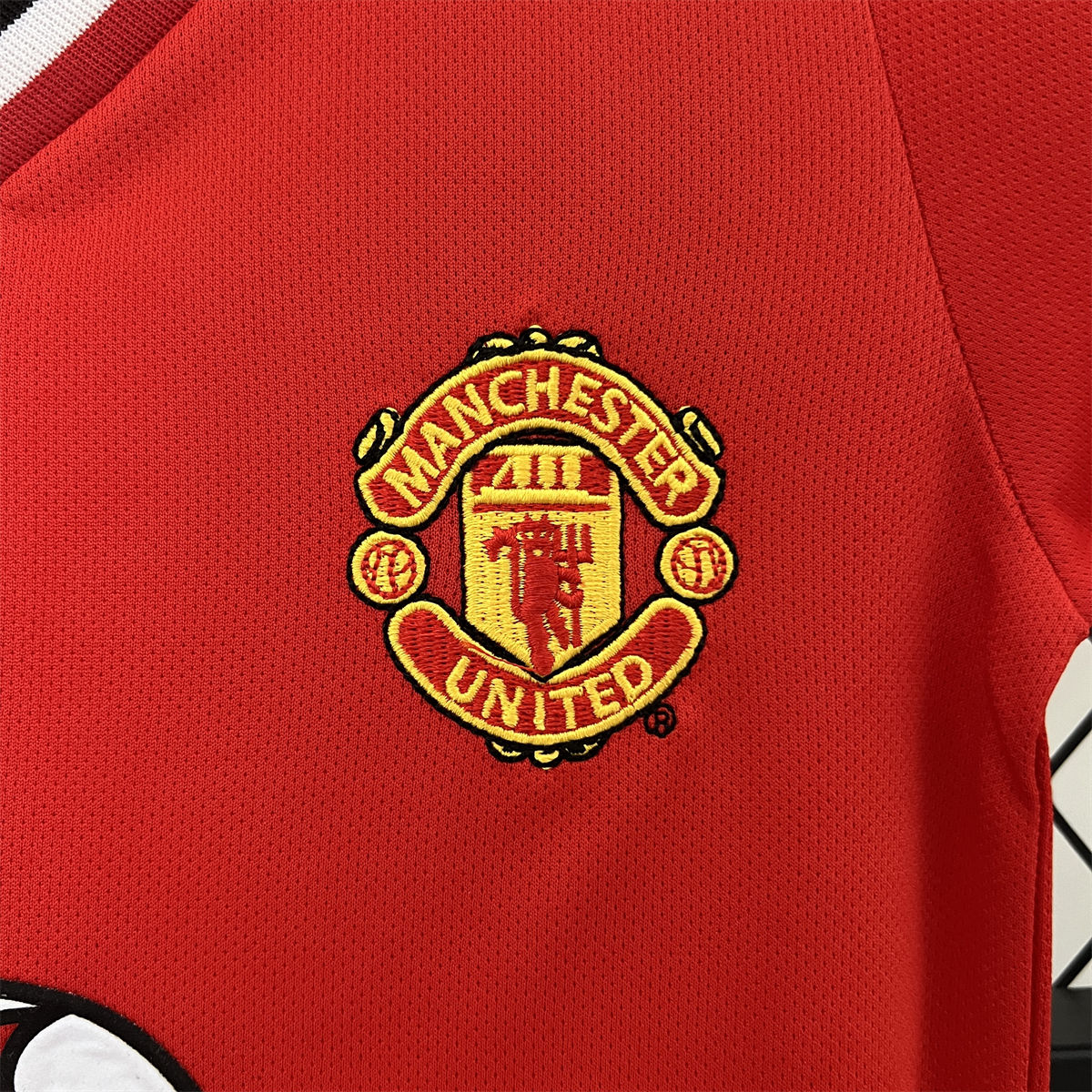 Retro Manchester United  00/01 home  jersey Kid Kits Size 16-28