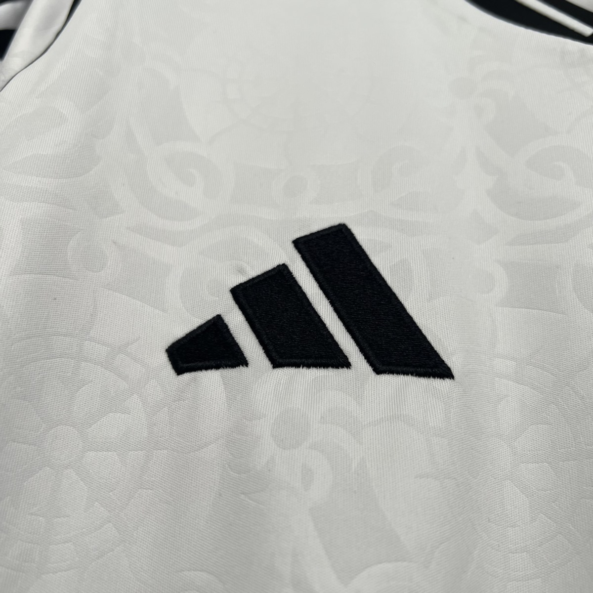 2025/26 Fulham Home Jersey Fan Version