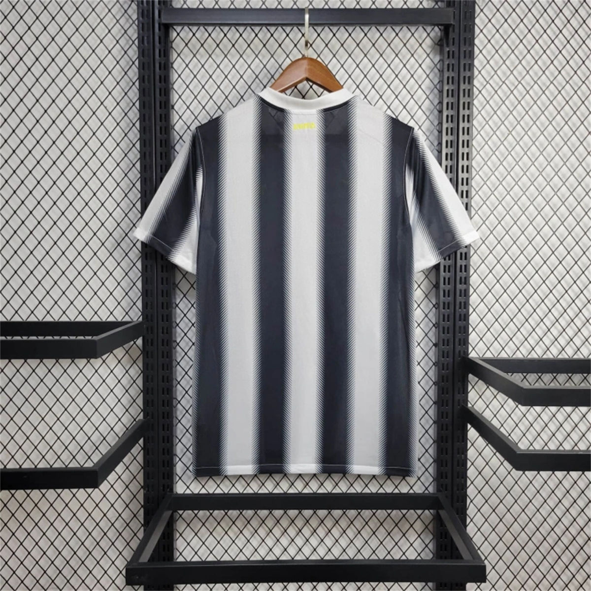 Retro Juventus 11/12 Home jersey Fan Version