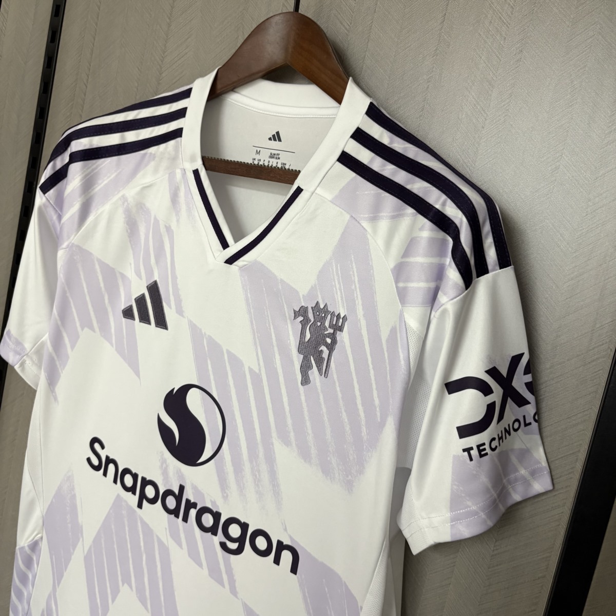 2025/26 Manchester United Away Jersey Fan Version