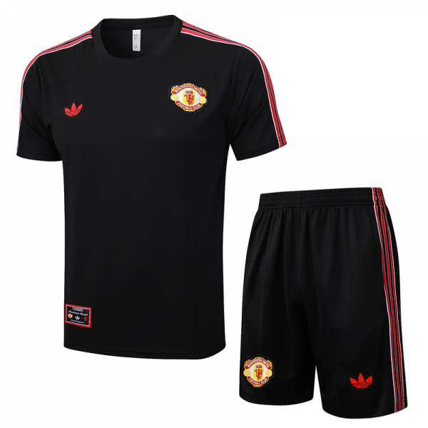 2025/26 Manchester United Black Training Set Shirt and Shorts