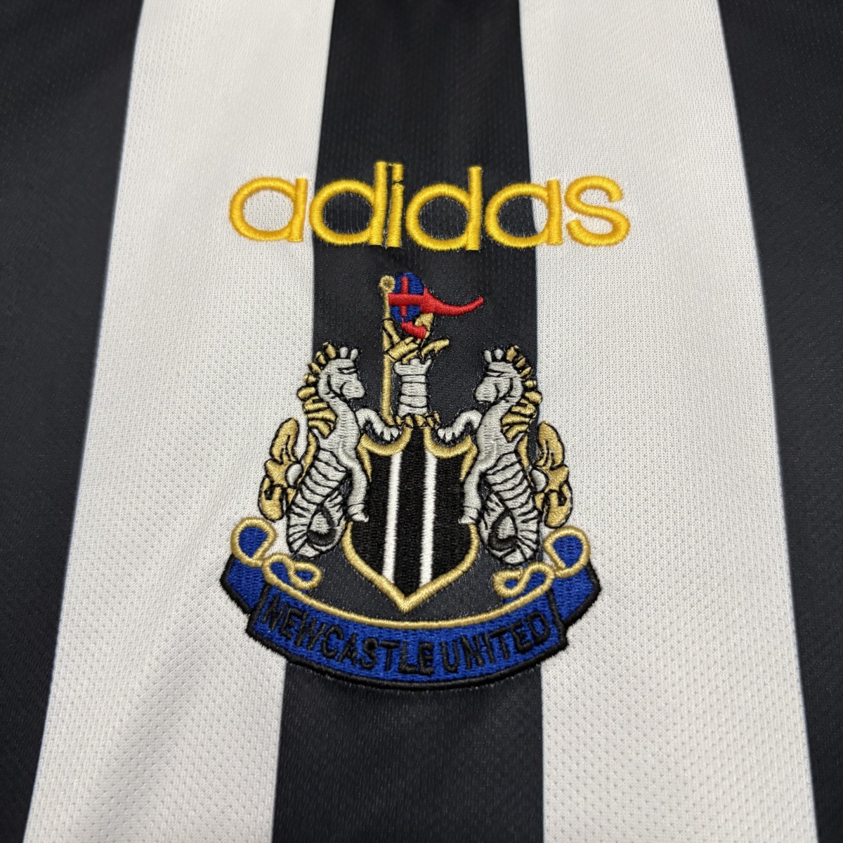 Retro Newcastle United 95/97 home jersey Fan Version