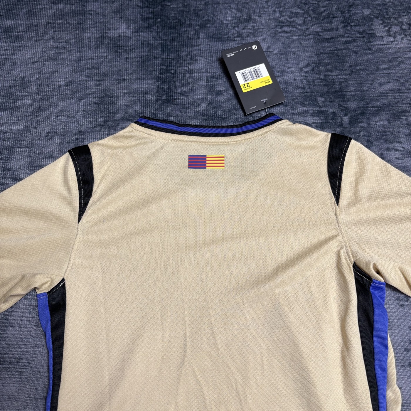 2025/26 Barcelona Away jersey kids Kits size: 16-28