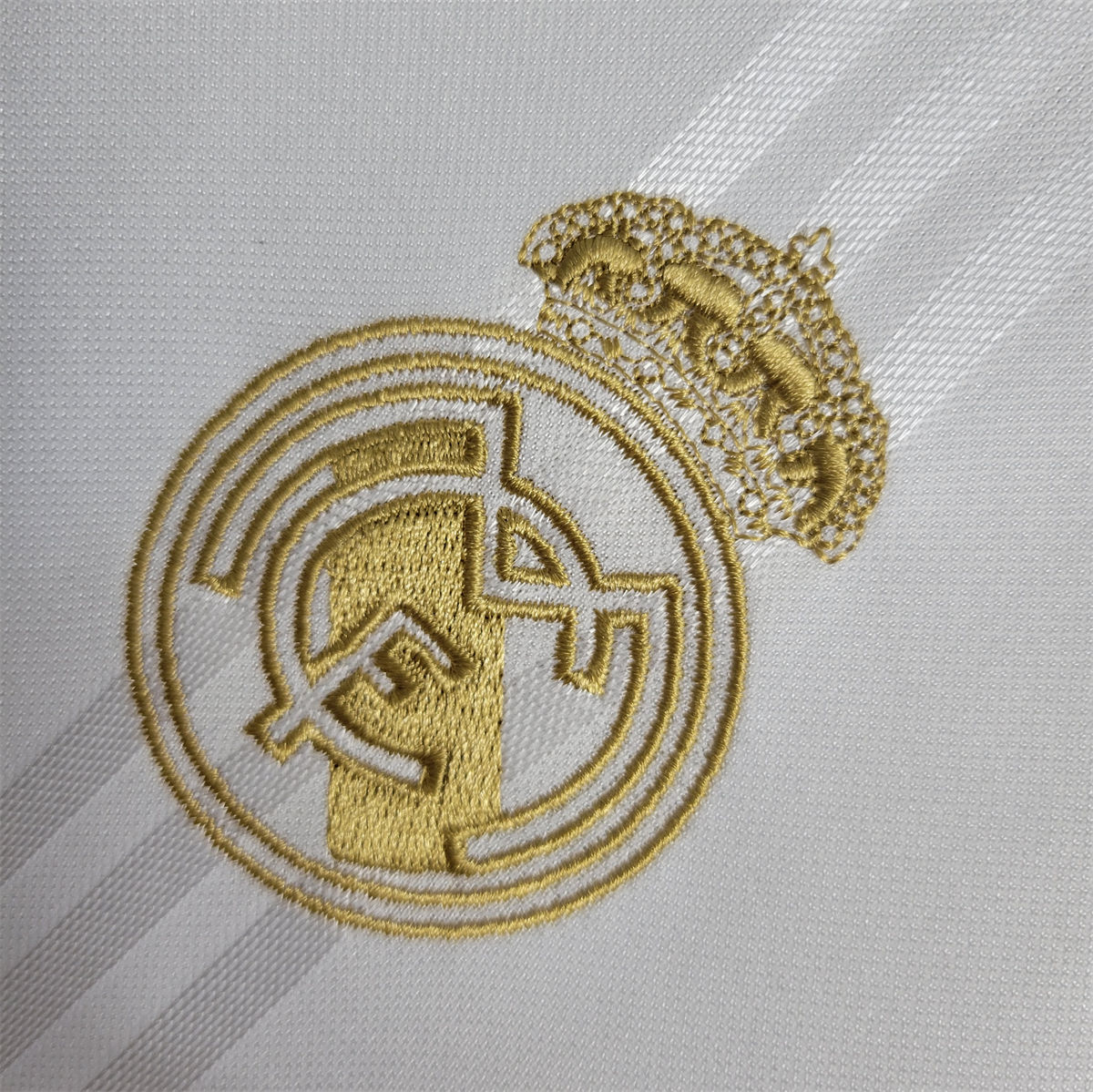 Retro Real Madrid  2019/20 Long Sleeve  Training jersey Fan Version