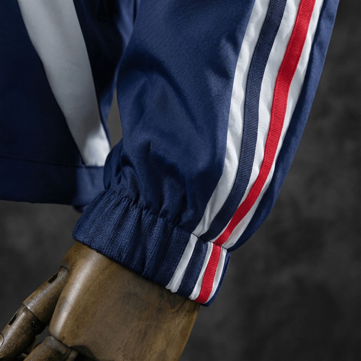 2005/06 Vintage Style France Windbreaker Sport Unifom jersey Sport Unifom