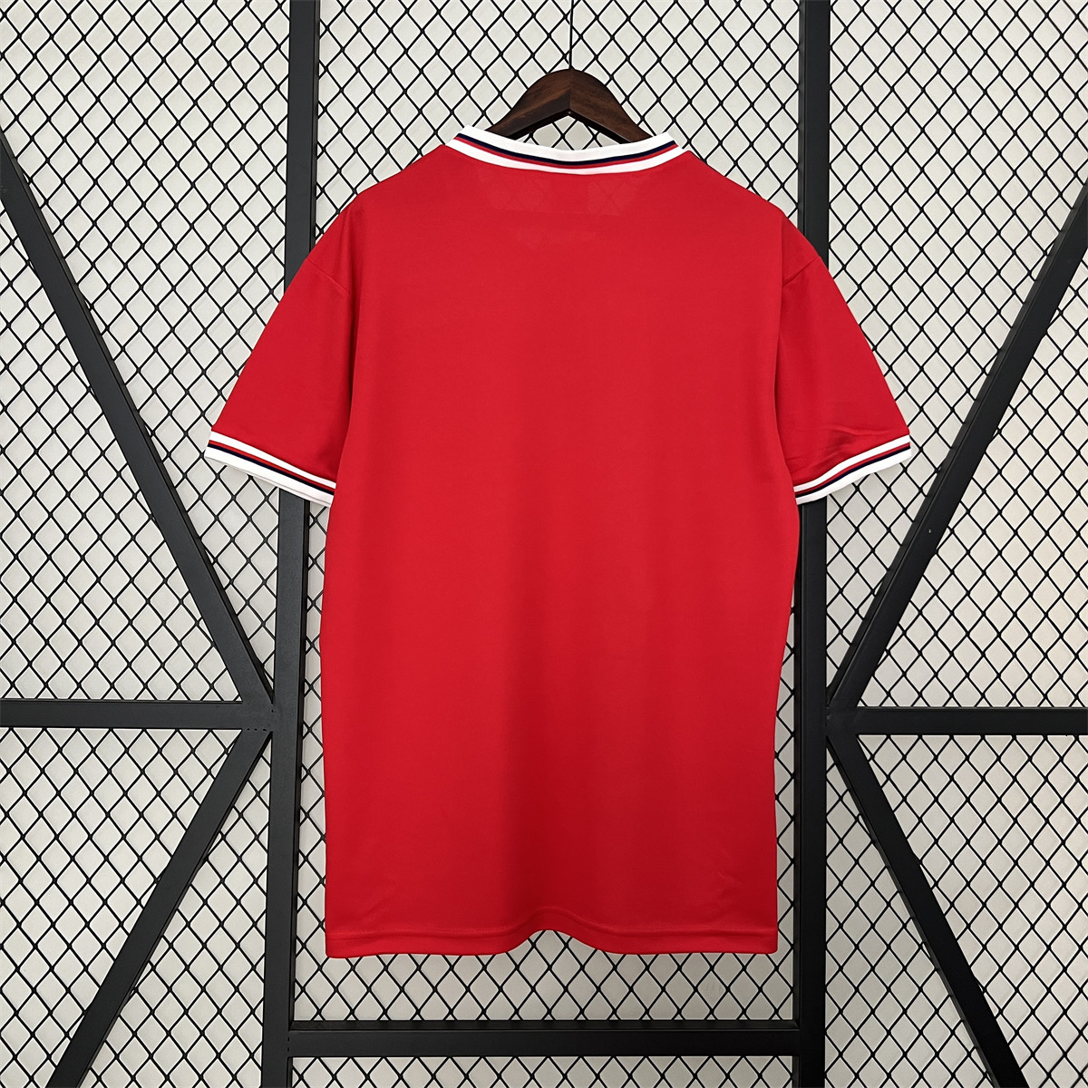 Retro England 1982 Away jersey Fan Version