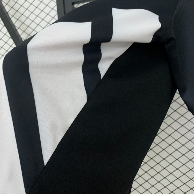 25/26 Real Madrid Special Edition Jersey Fan Version