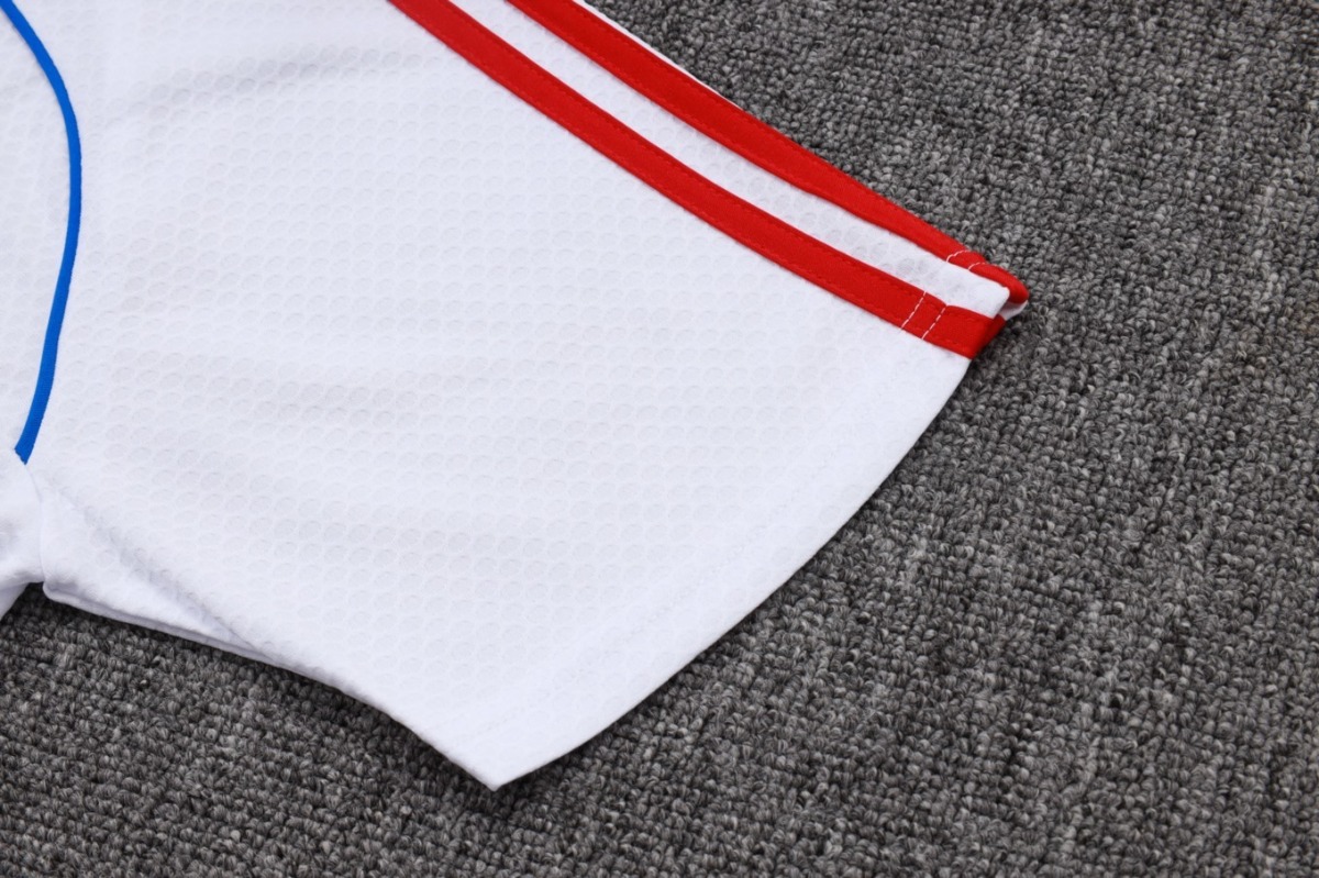 2026 Bayern Munich White Training Set Shirt and Shorts