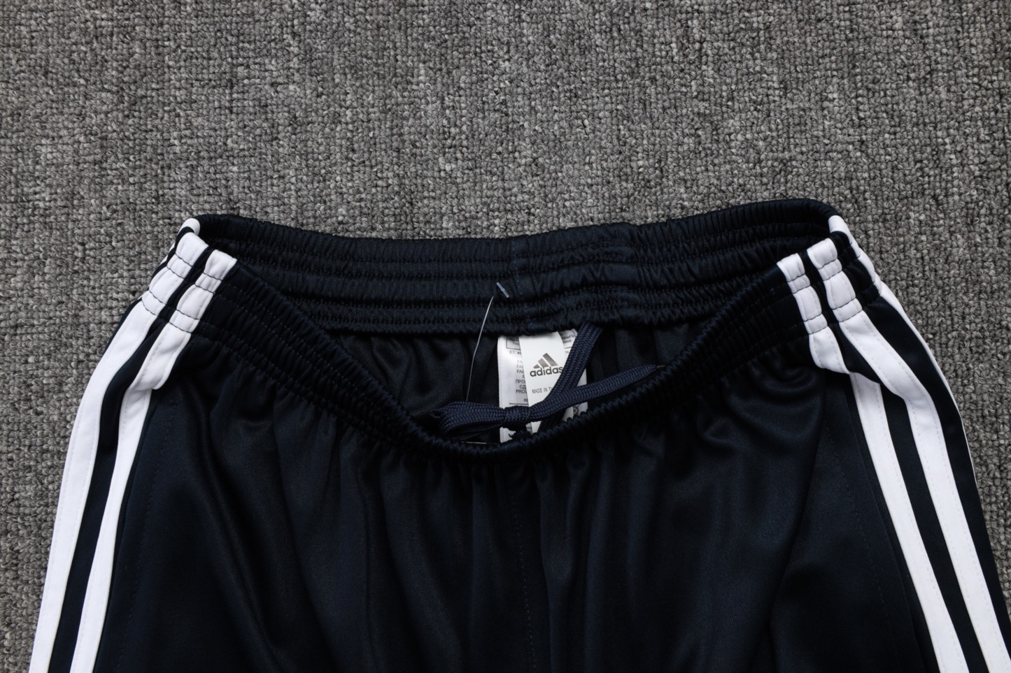 202526 Real Madrid Black Long-sleeved half-pull training kit Football team kit