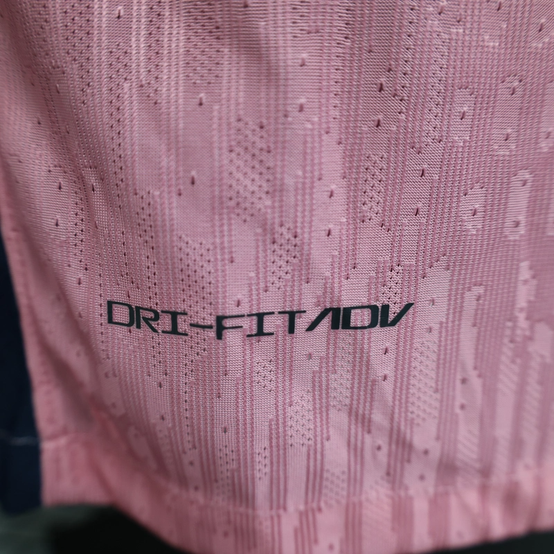 25/26 Bacelona Pink Special Edition jersey Player Version