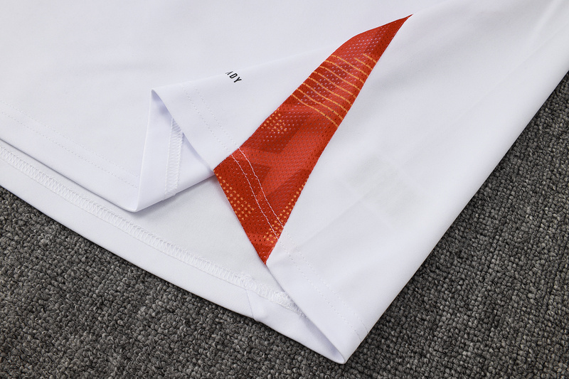 24/25 Internacional White Long-sleeved half-pull training kit Football team kit