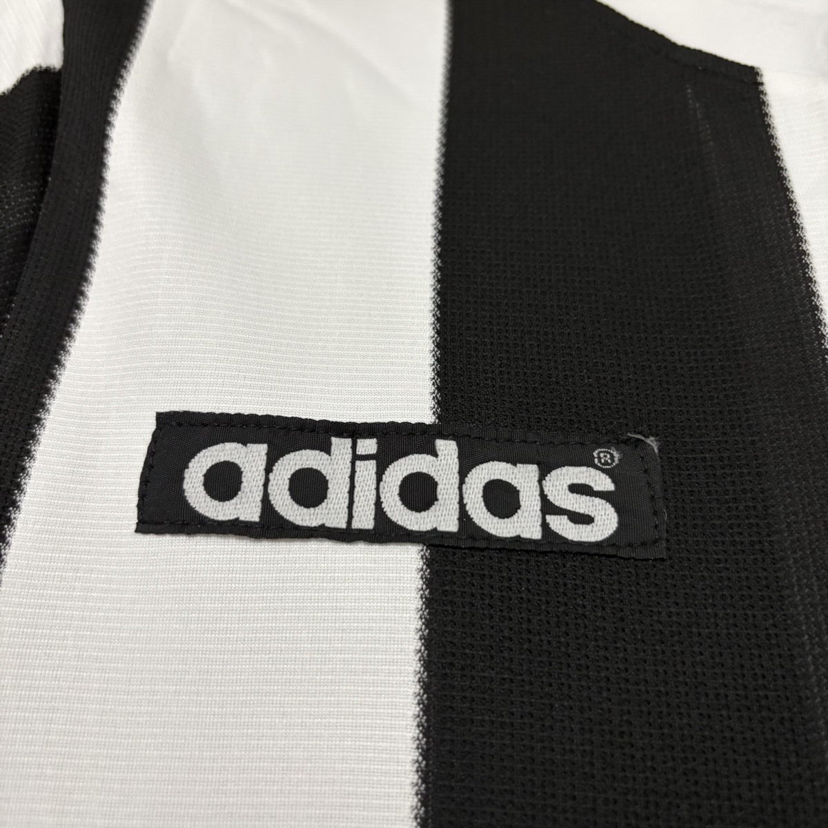 Retro Newcastle United 1997/99 Long Sleeve Home jersey Fan Version