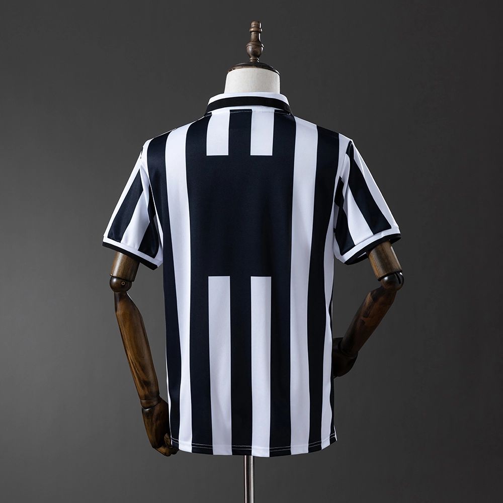 Retro Juventus 1995/97 Home  jersey Fan Version