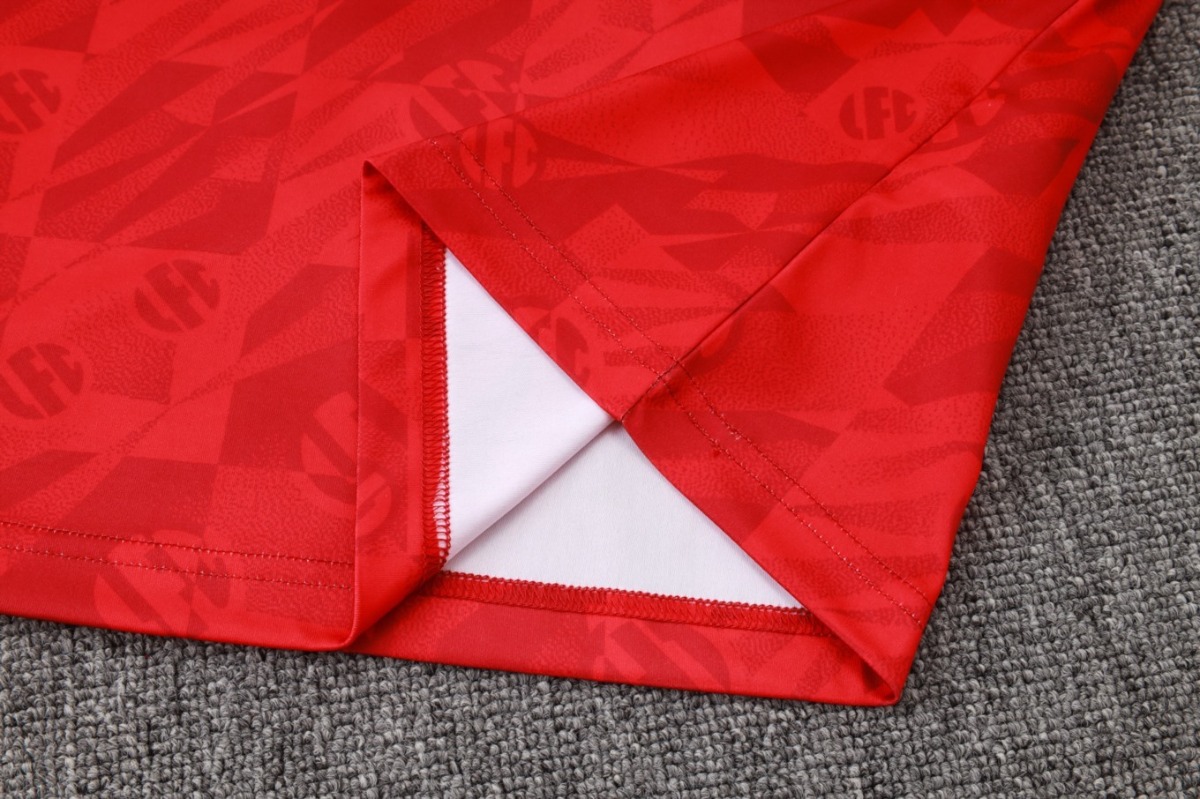 2026 Liverpool Red Training Set Shirt and Shorts