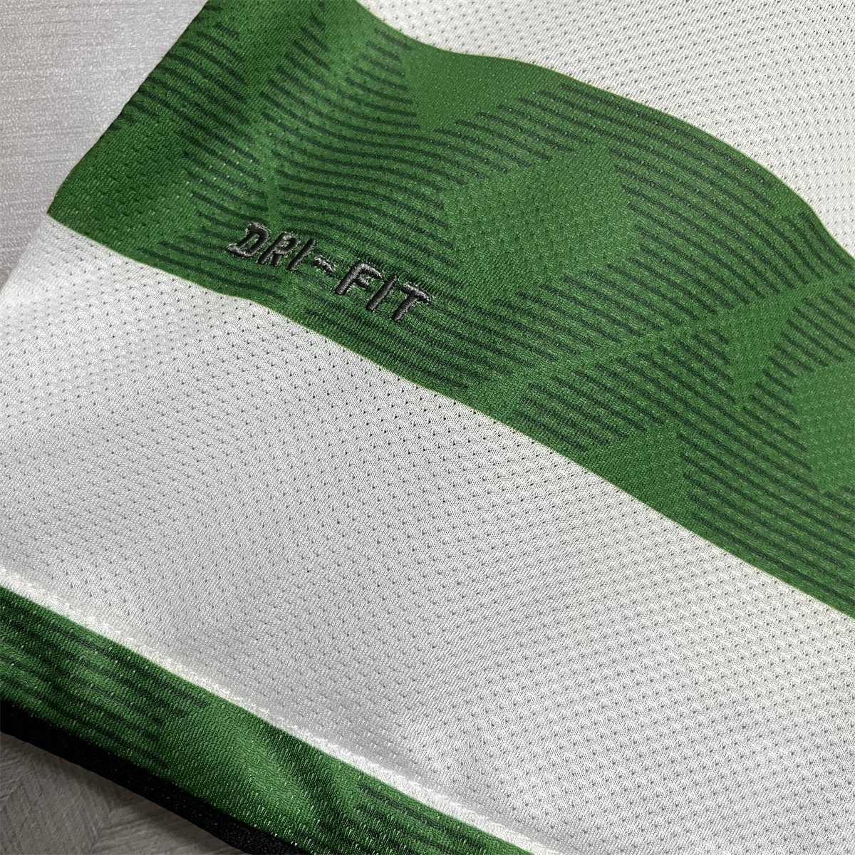 Retro Celtics 10/12 Home jersey Fan Version