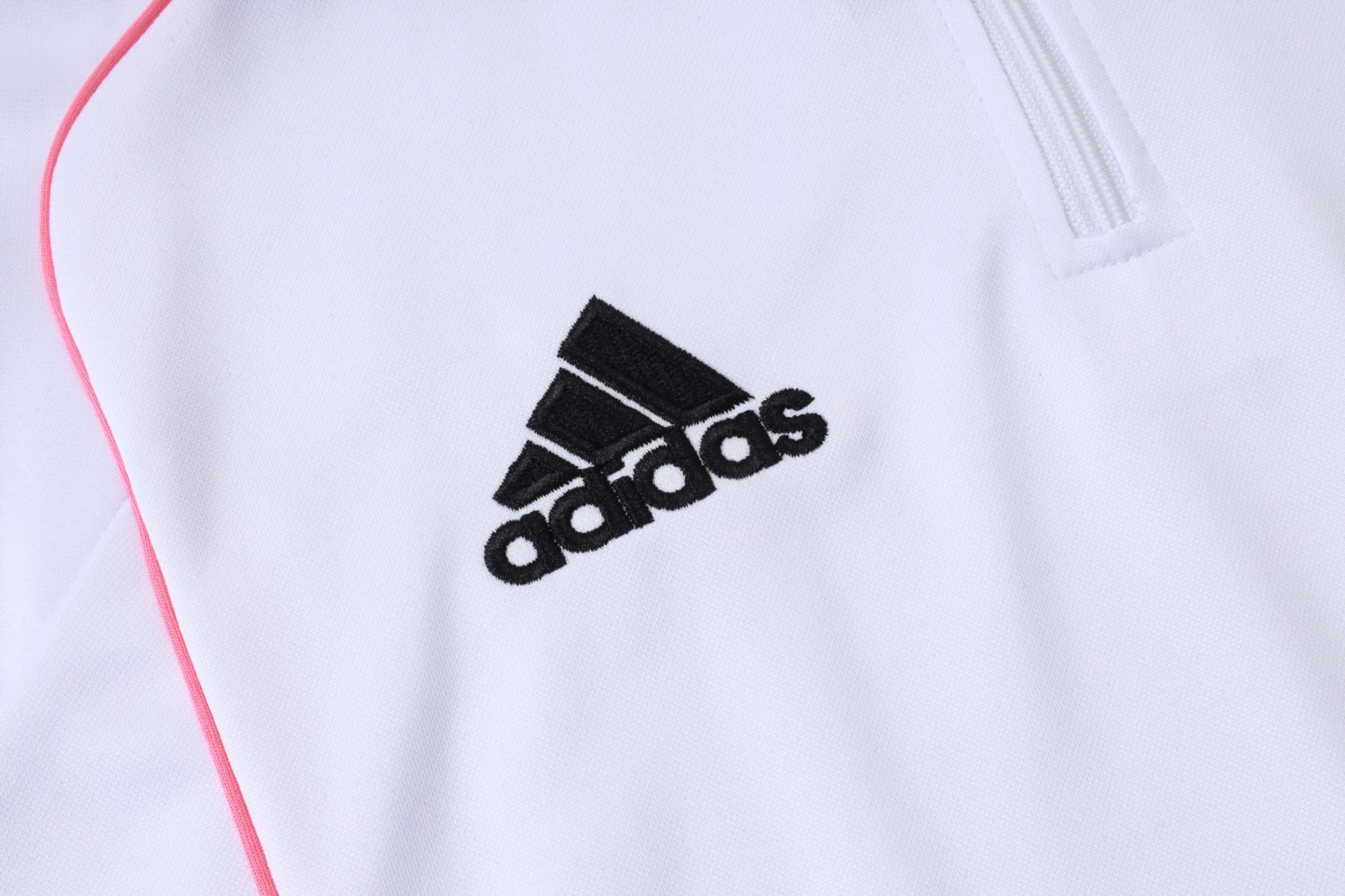 202526 Juventus white Long-sleeved half-pull training kit Football team kit
