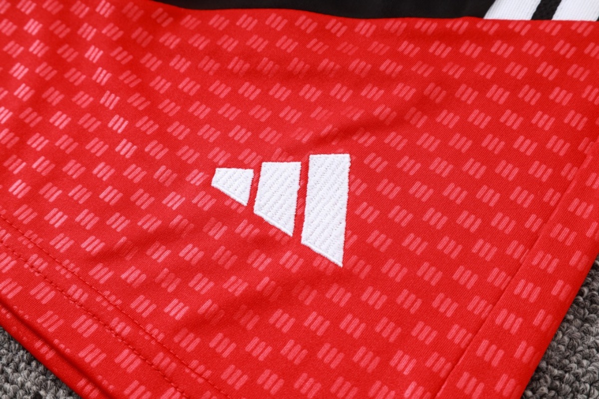 2026 Germany Black Training Set Shirt and Shorts