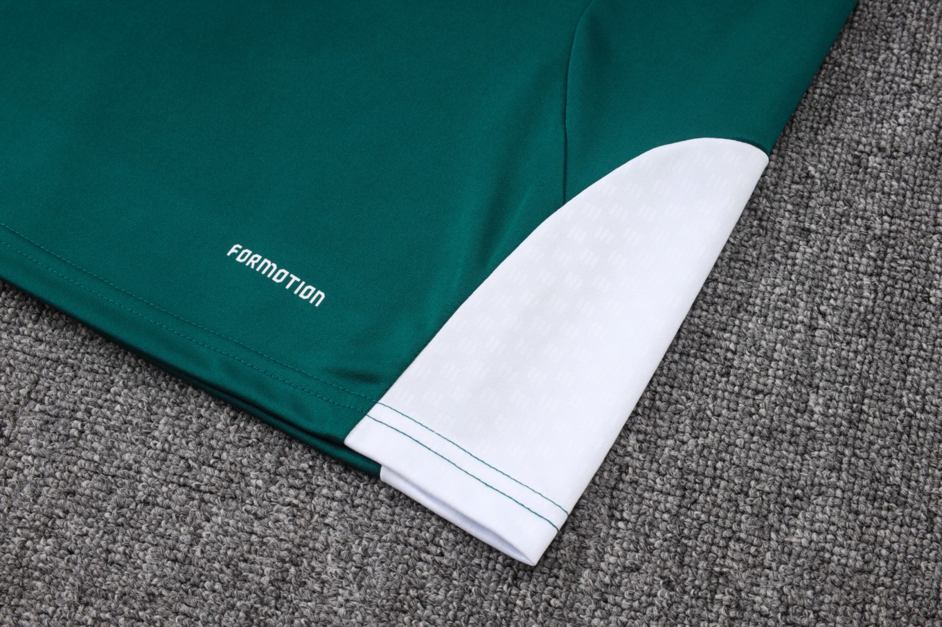 2026 Italy Dark green Long-sleeved half-pull training kit