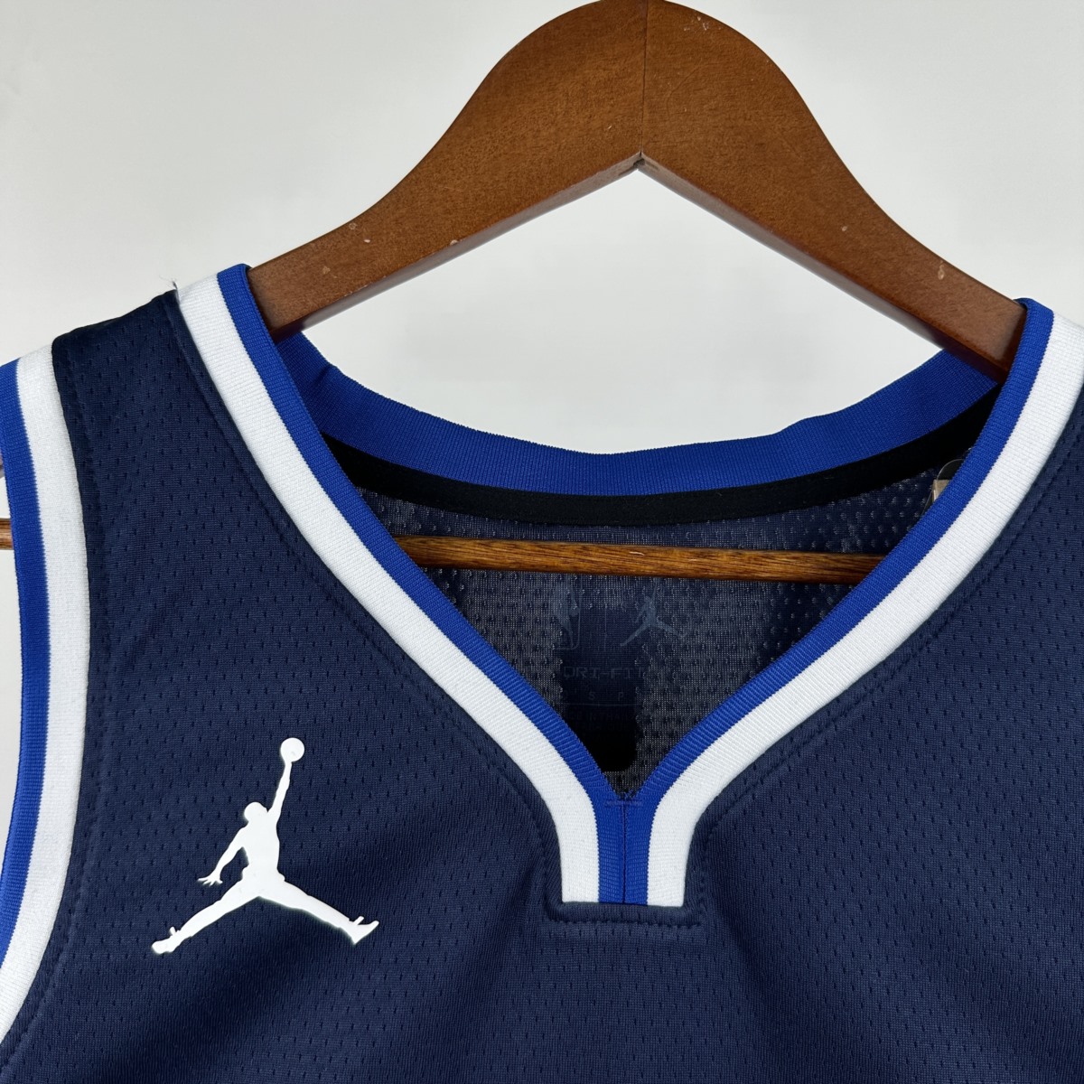 NBA Dallas Mavericks V-Neck Royal Blue Jersey DAVIS#3 S-XXL