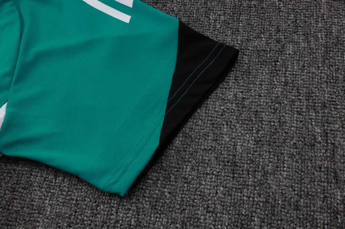 2026 Liverpool Green Training Set Shirt and Shorts