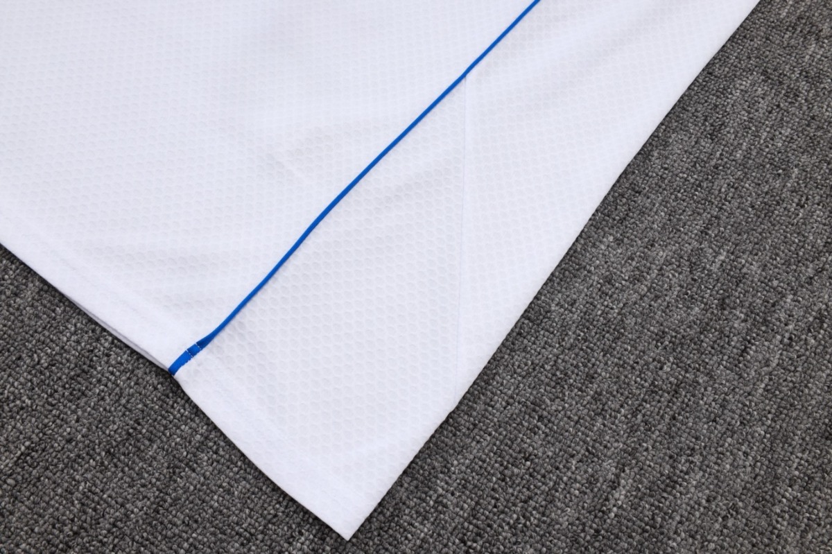 2026 Bayern Munich White Training Set Shirt and Shorts